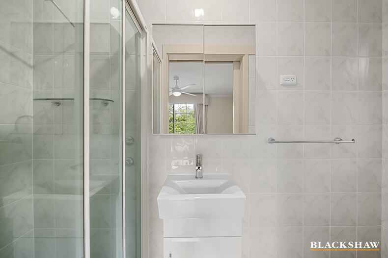 6 Schuler Place Mckellar