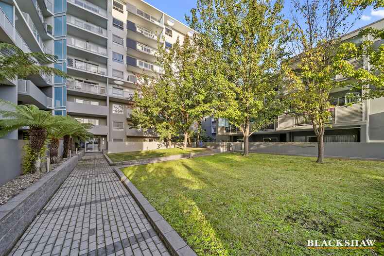 106/17 Dooring Street Braddon