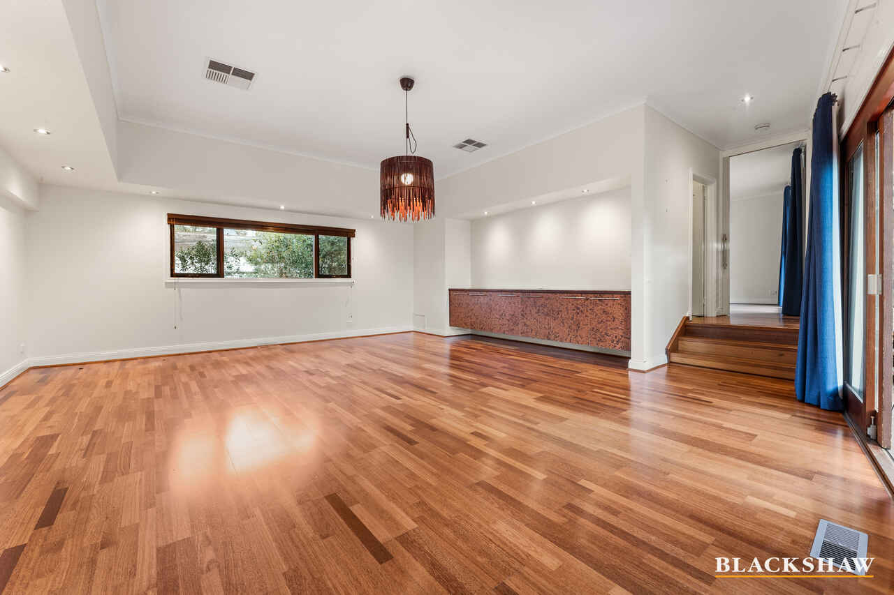 122 Monaro Crescent Red Hill