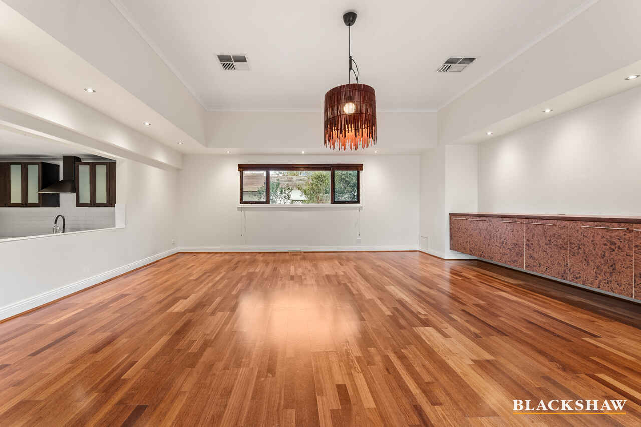 122 Monaro Crescent Red Hill