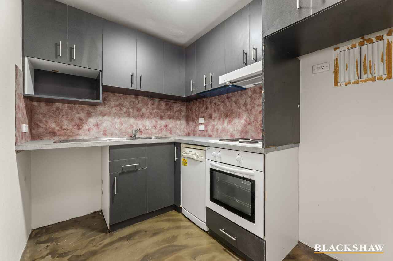 122 Monaro Crescent Red Hill