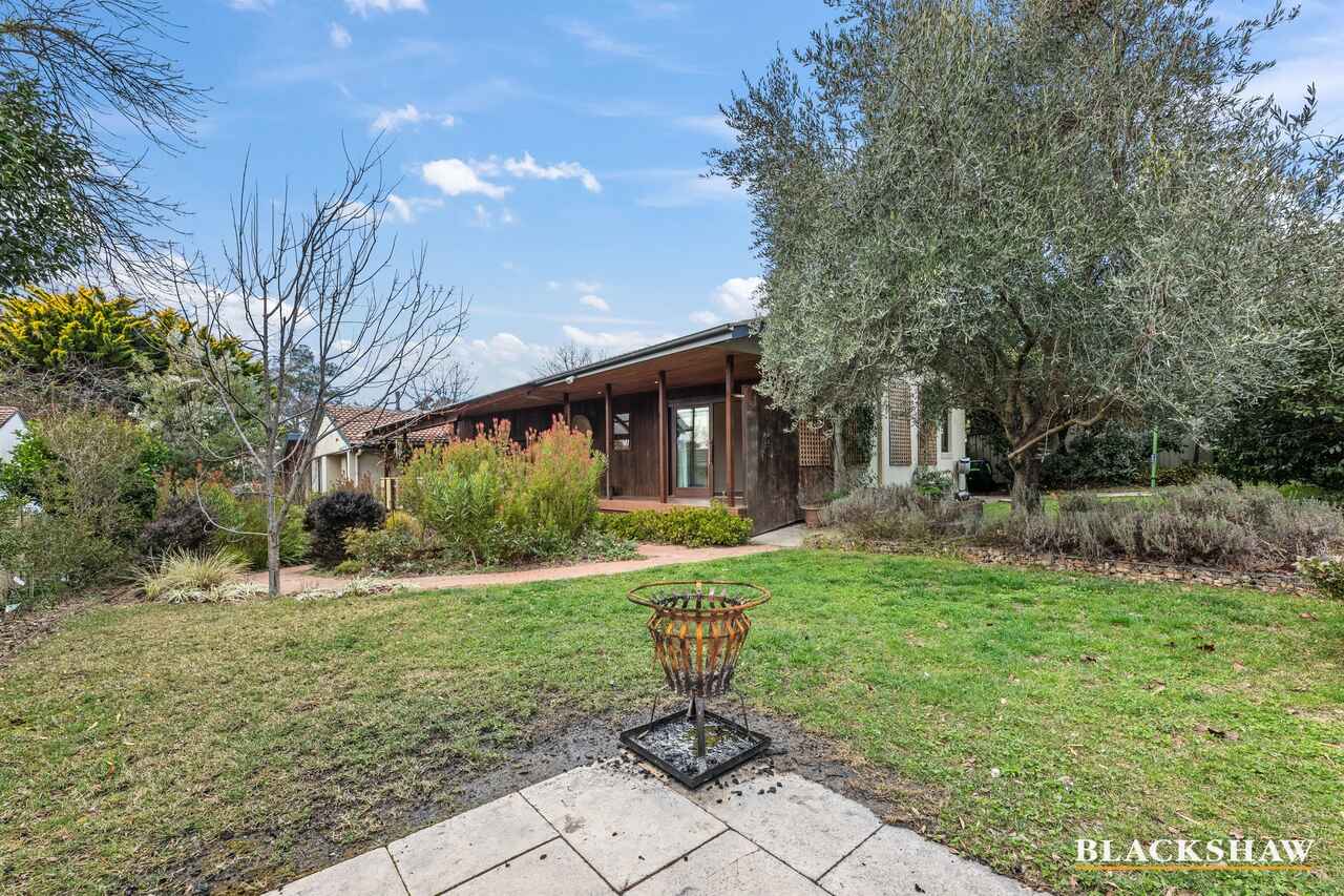 122 Monaro Crescent Red Hill