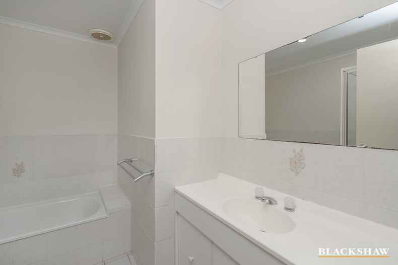 8/40 Lhotsky Street Charnwood