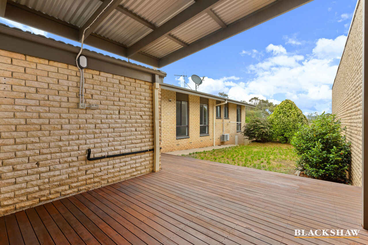 26 Epenarra Close Hawker