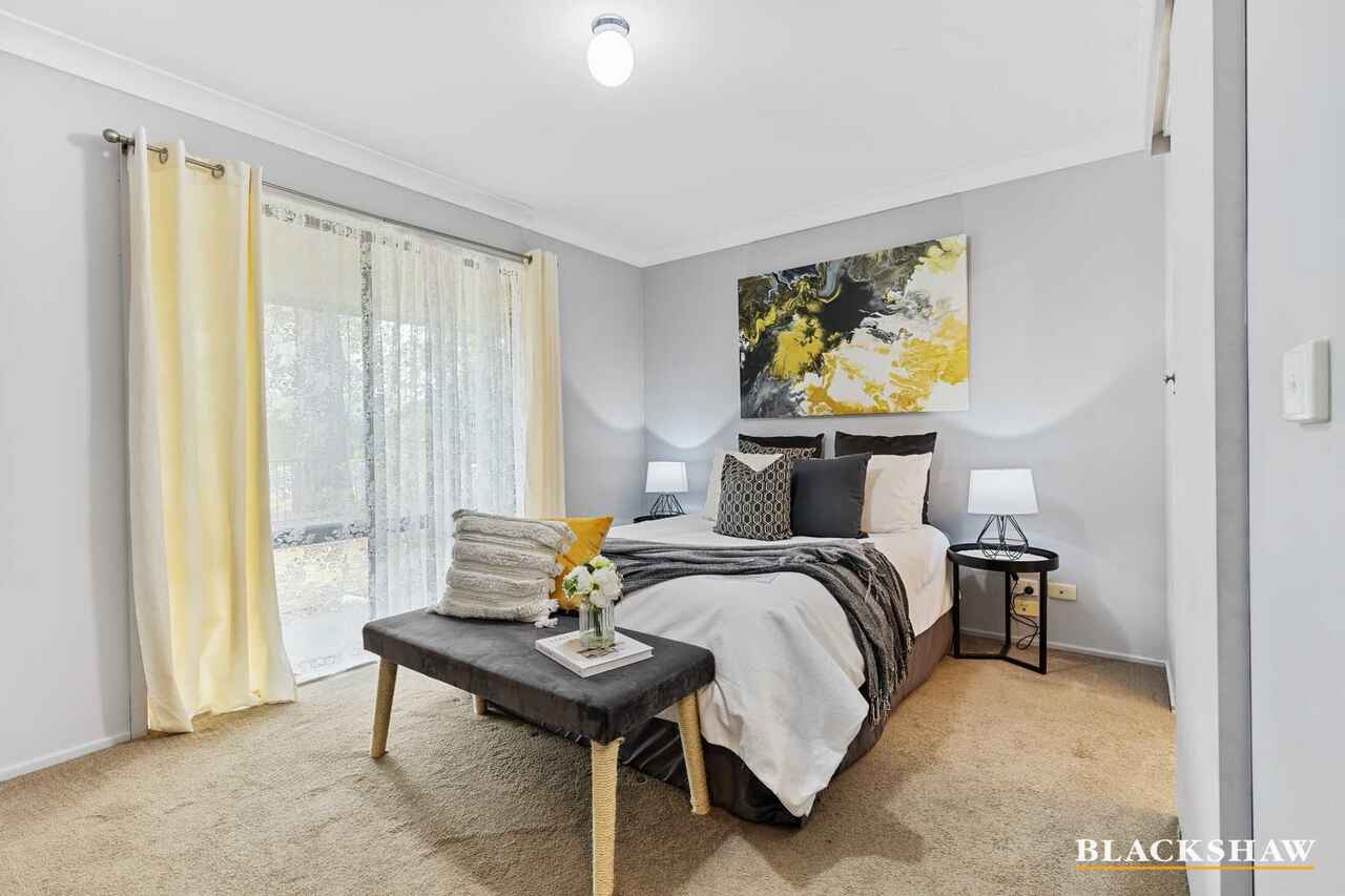 24 Berrima Parade Surfside