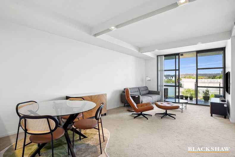 15/29 Eastlake Parade Kingston