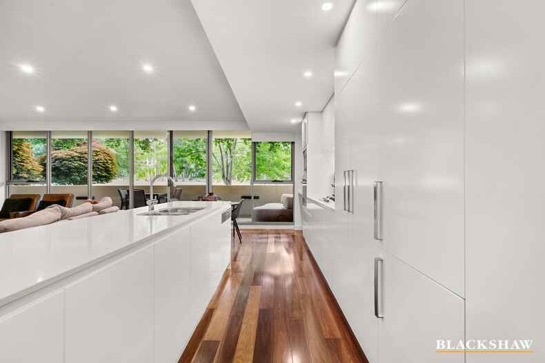 1/17 State Circle Forrest