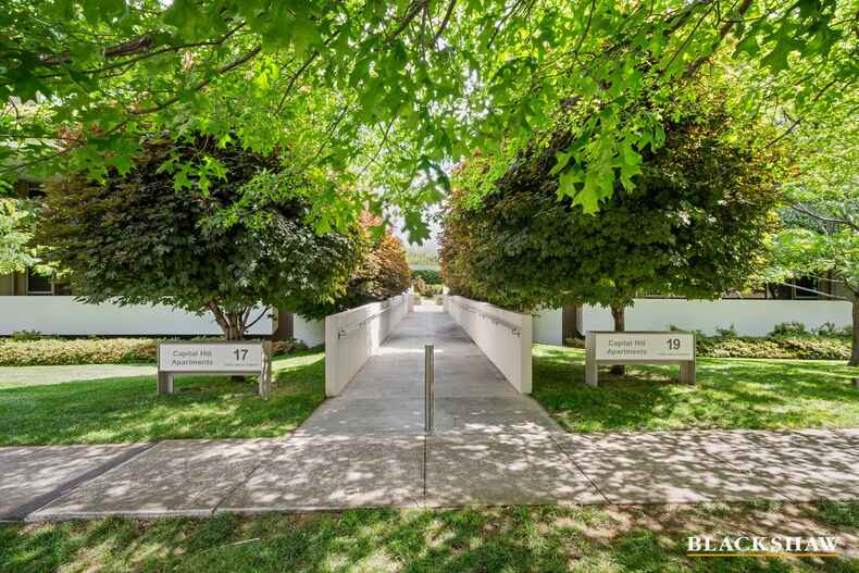 1/17 State Circle Forrest