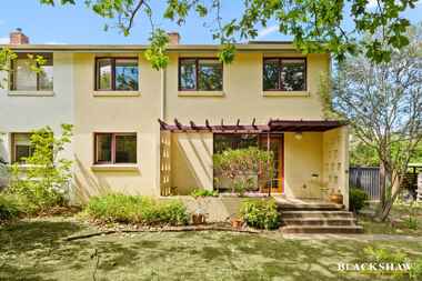 16 Dumaresq Street Dickson