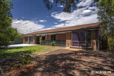 39 Porteous Crescent Theodore