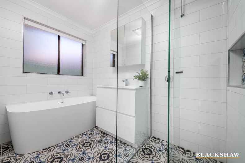 39 Porteous Crescent Theodore