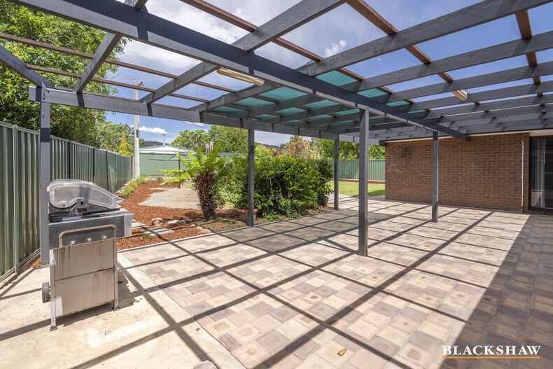 39 Porteous Crescent Theodore