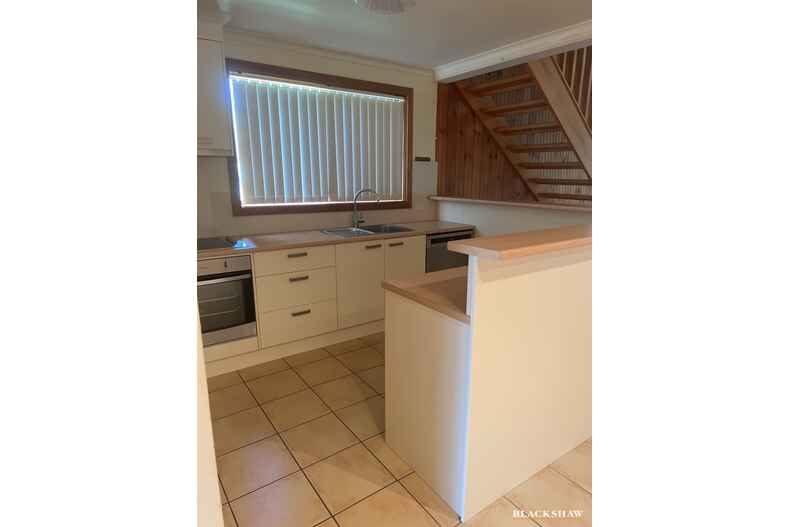 1/12 Matthew Parade Batehaven