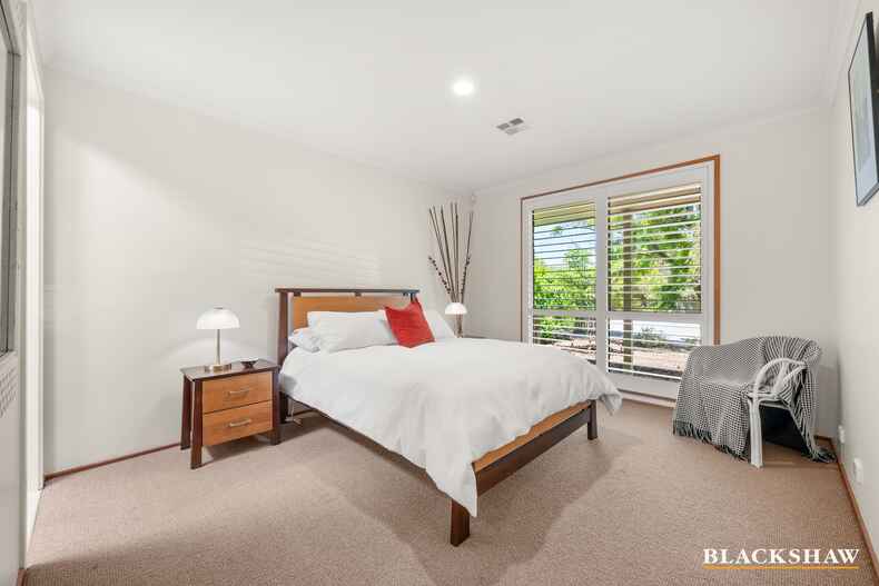 5 Treacy Place Isaacs