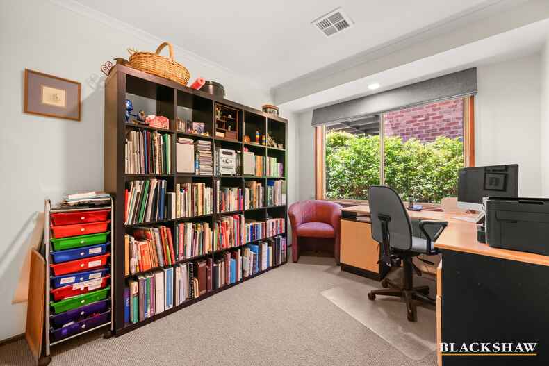 5 Treacy Place Isaacs