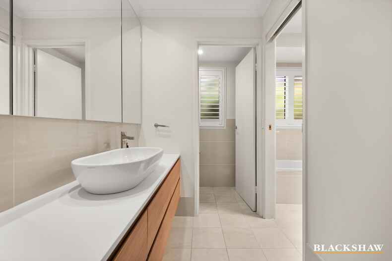 5 Treacy Place Isaacs