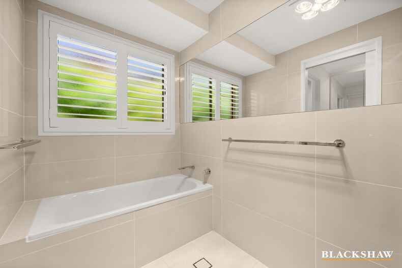 5 Treacy Place Isaacs