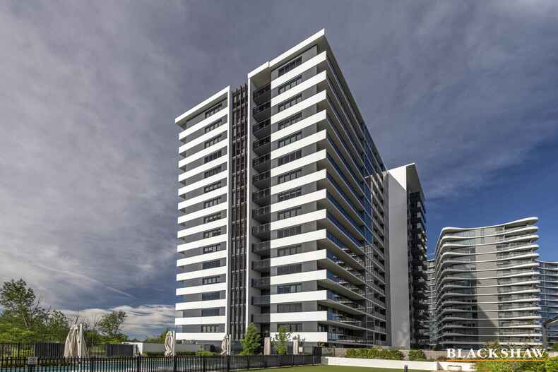 154/9 Irving Street Phillip