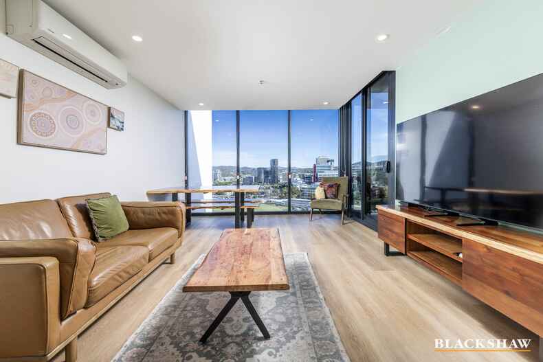 154/9 Irving Street Phillip