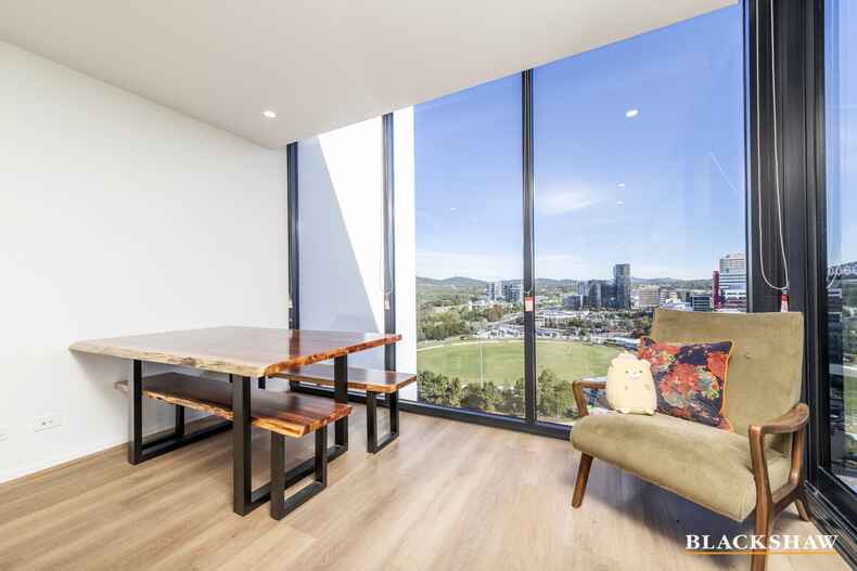 154/9 Irving Street Phillip