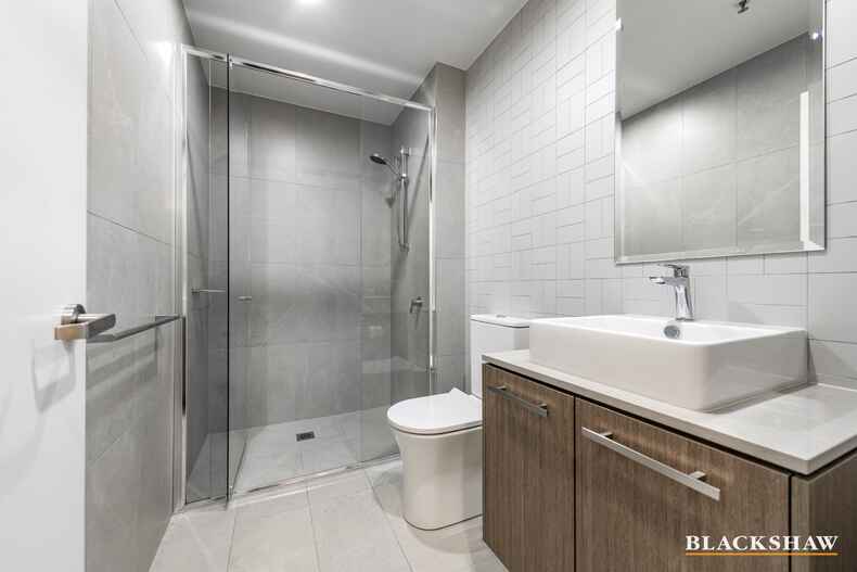 154/9 Irving Street Phillip