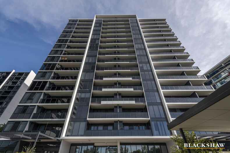 154/9 Irving Street Phillip