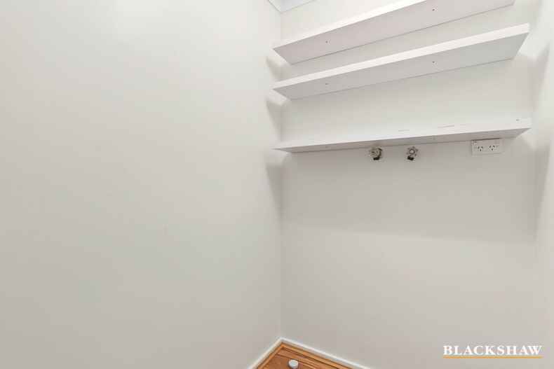 13/5 Lane-Poole Place Yarralumla