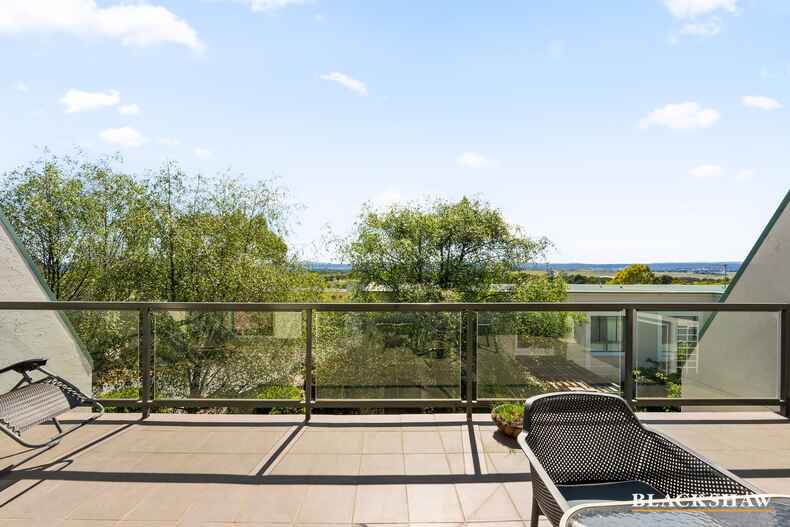 17/40 Leahy Close Narrabundah