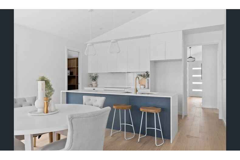 3 Kaneff Street Macnamara