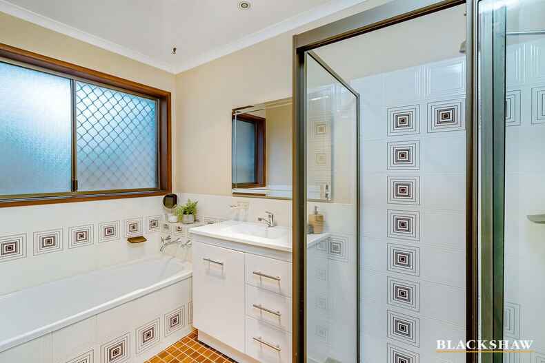 5 Heriot Place Flynn