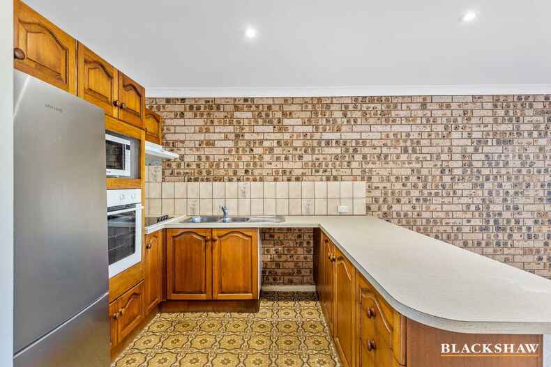 6/11 Beechwood Court Sunshine Bay