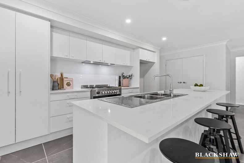 1 Mckenzies Crescent Malua Bay