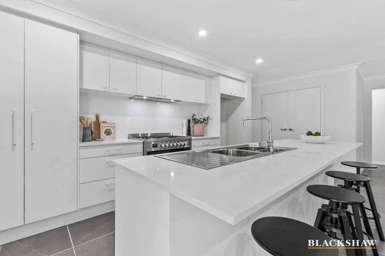 1 Mckenzies Crescent Malua Bay