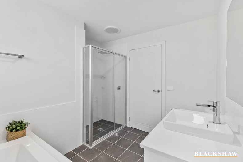 1 Mckenzies Crescent Malua Bay