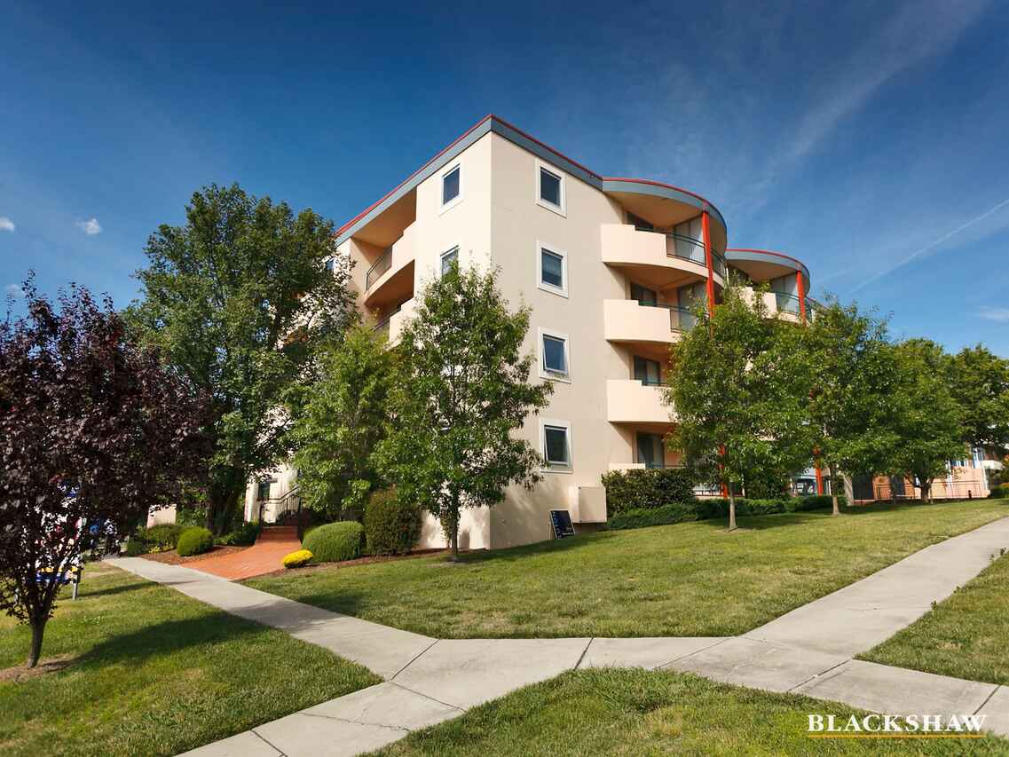 213/107 Canberra Avenue Griffith