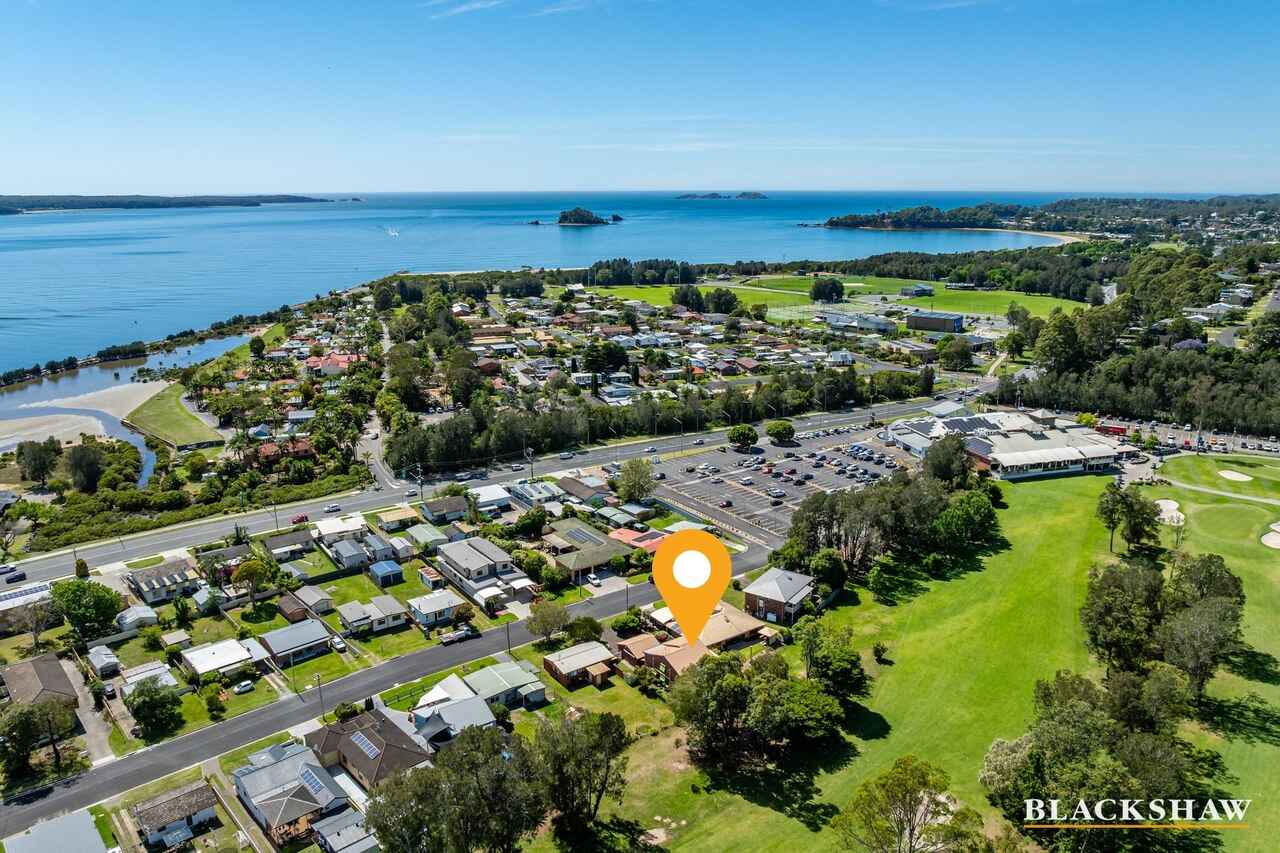 2/66 Golf Links Drive Batemans Bay