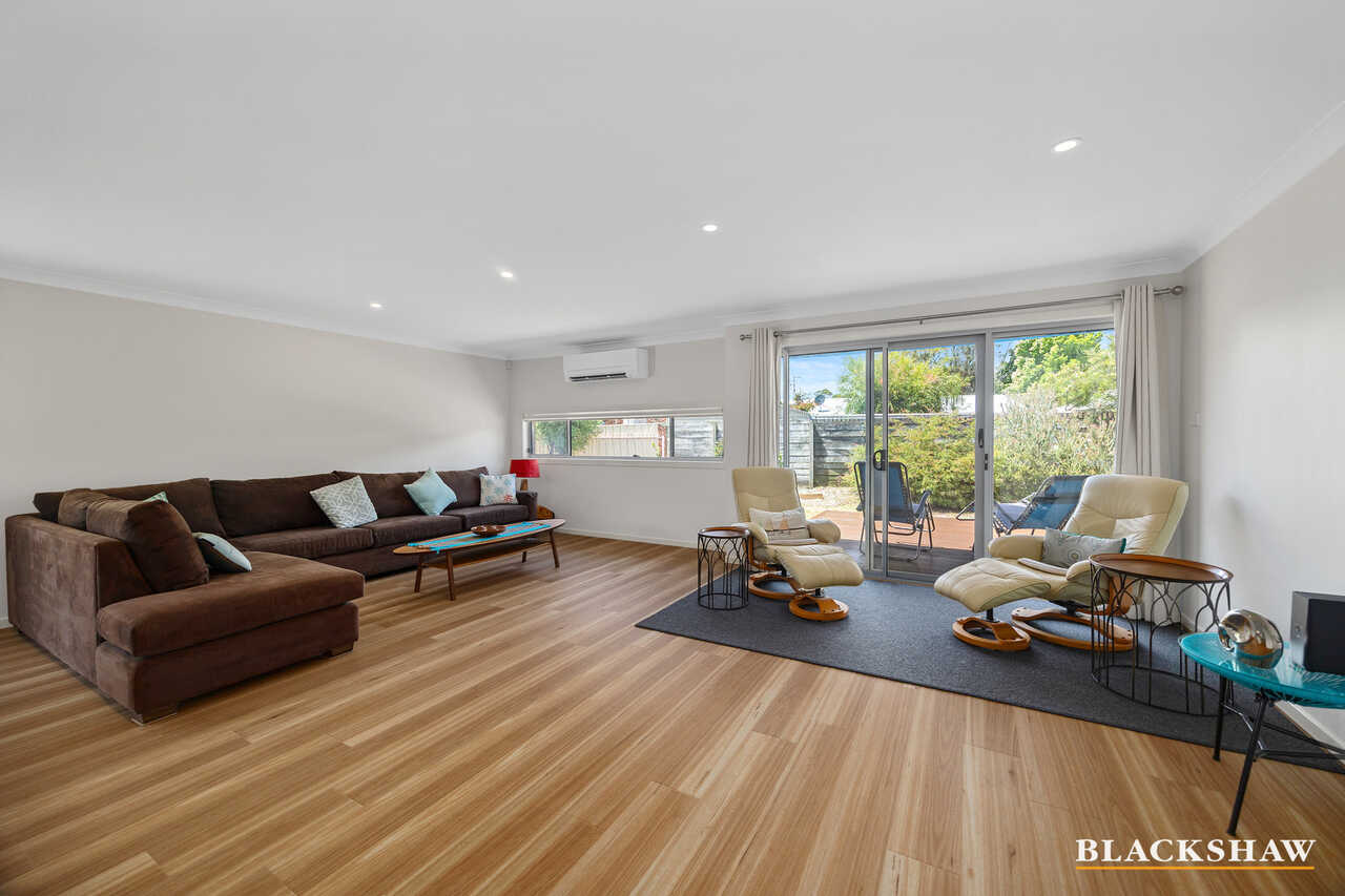 14 Caitlin Crescent Broulee