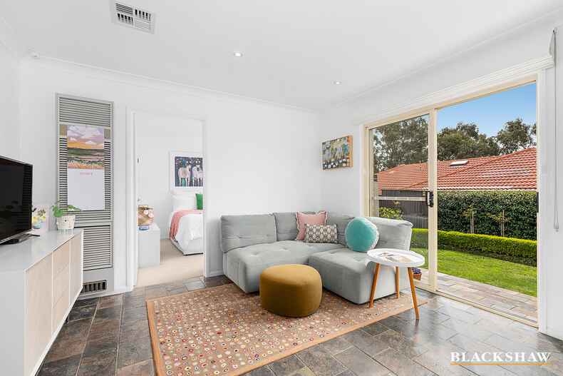 81 Mainwaring Rich Circuit Palmerston