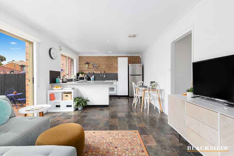 81 Mainwaring Rich Circuit Palmerston