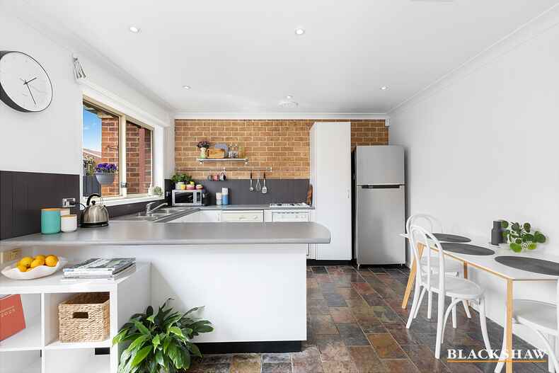 81 Mainwaring Rich Circuit Palmerston