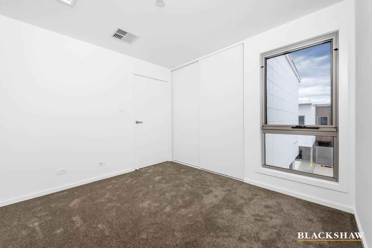 31/40 Pearlman Street Coombs