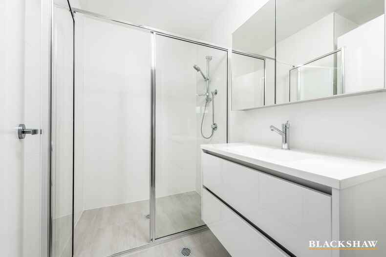 31/40 Pearlman Street Coombs