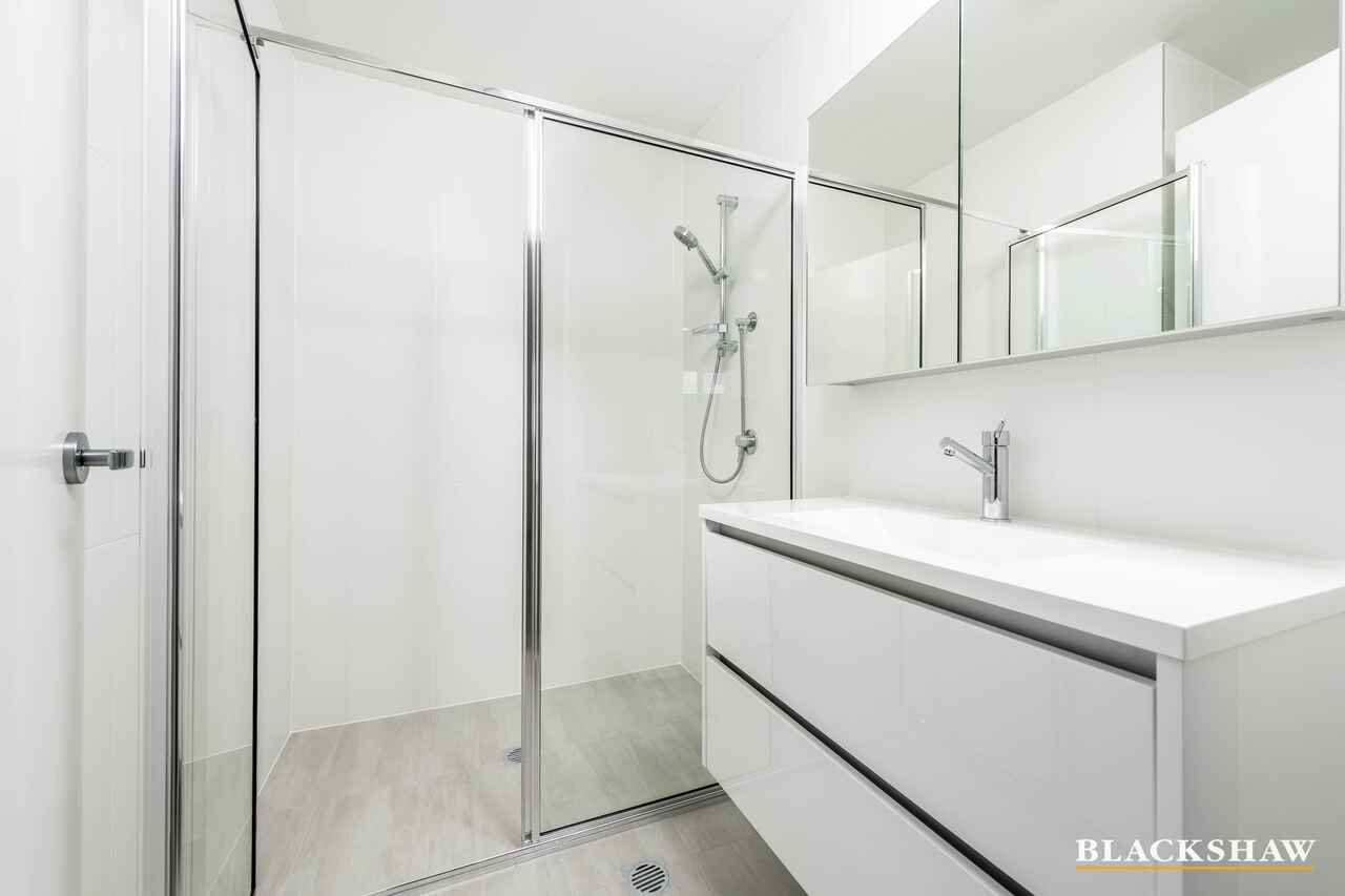 31/40 Pearlman Street Coombs