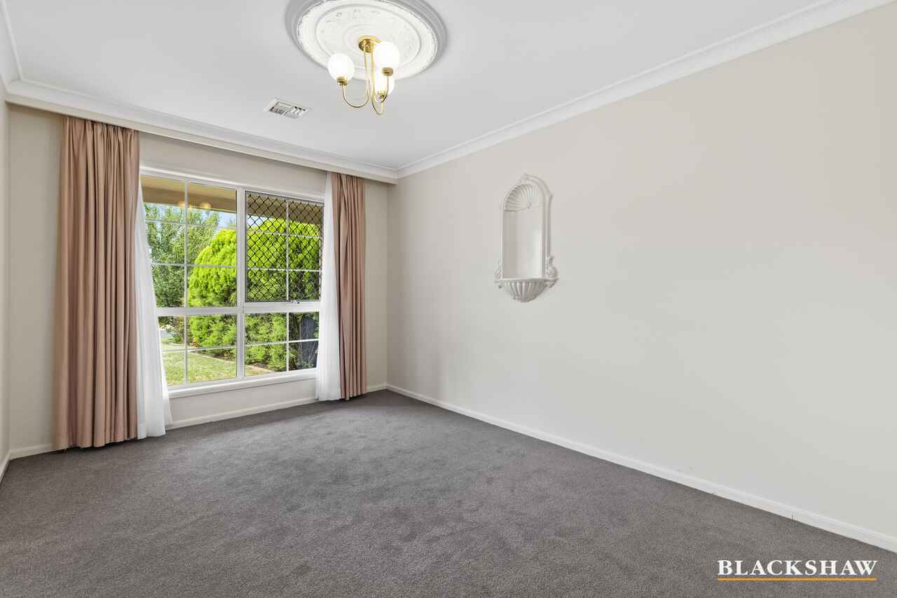 10 Jasmine Gardens Jerrabomberra