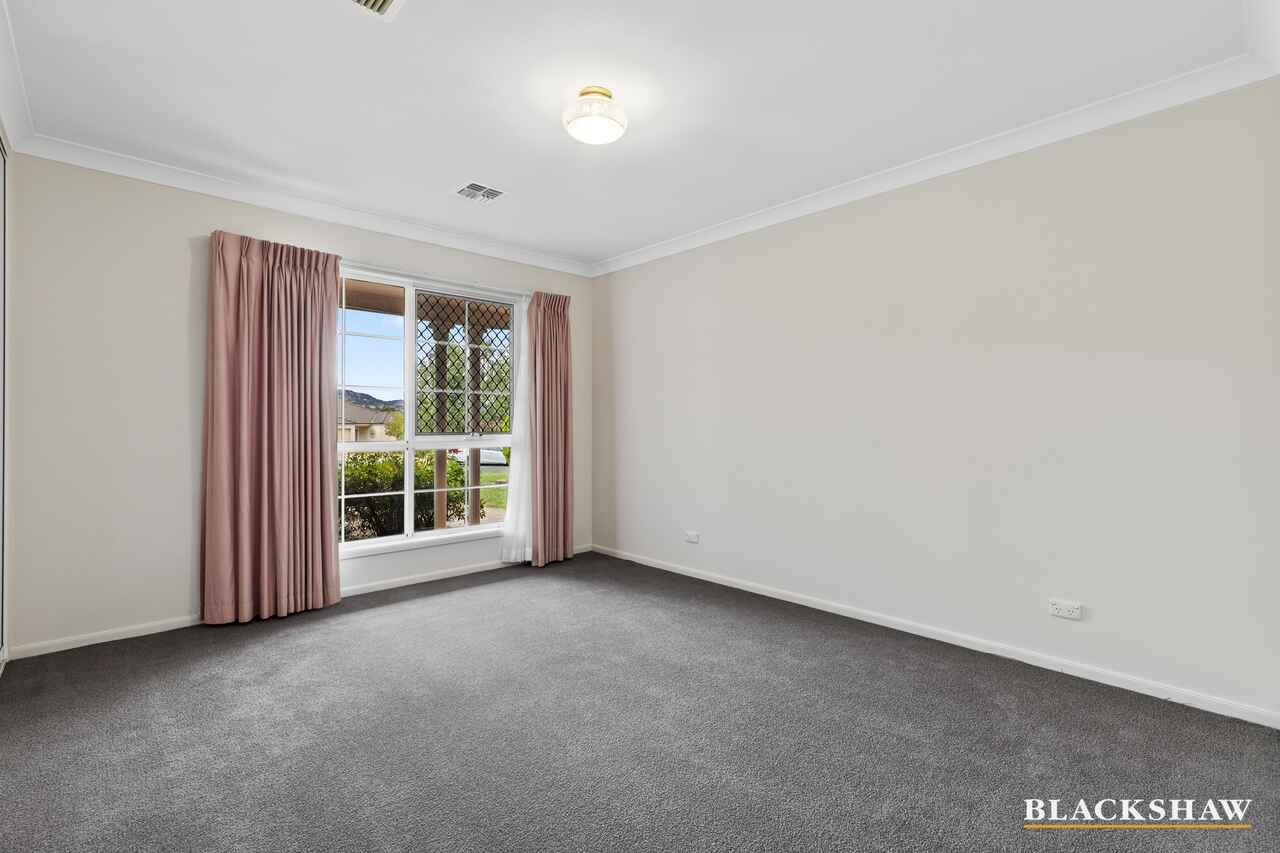 10 Jasmine Gardens Jerrabomberra