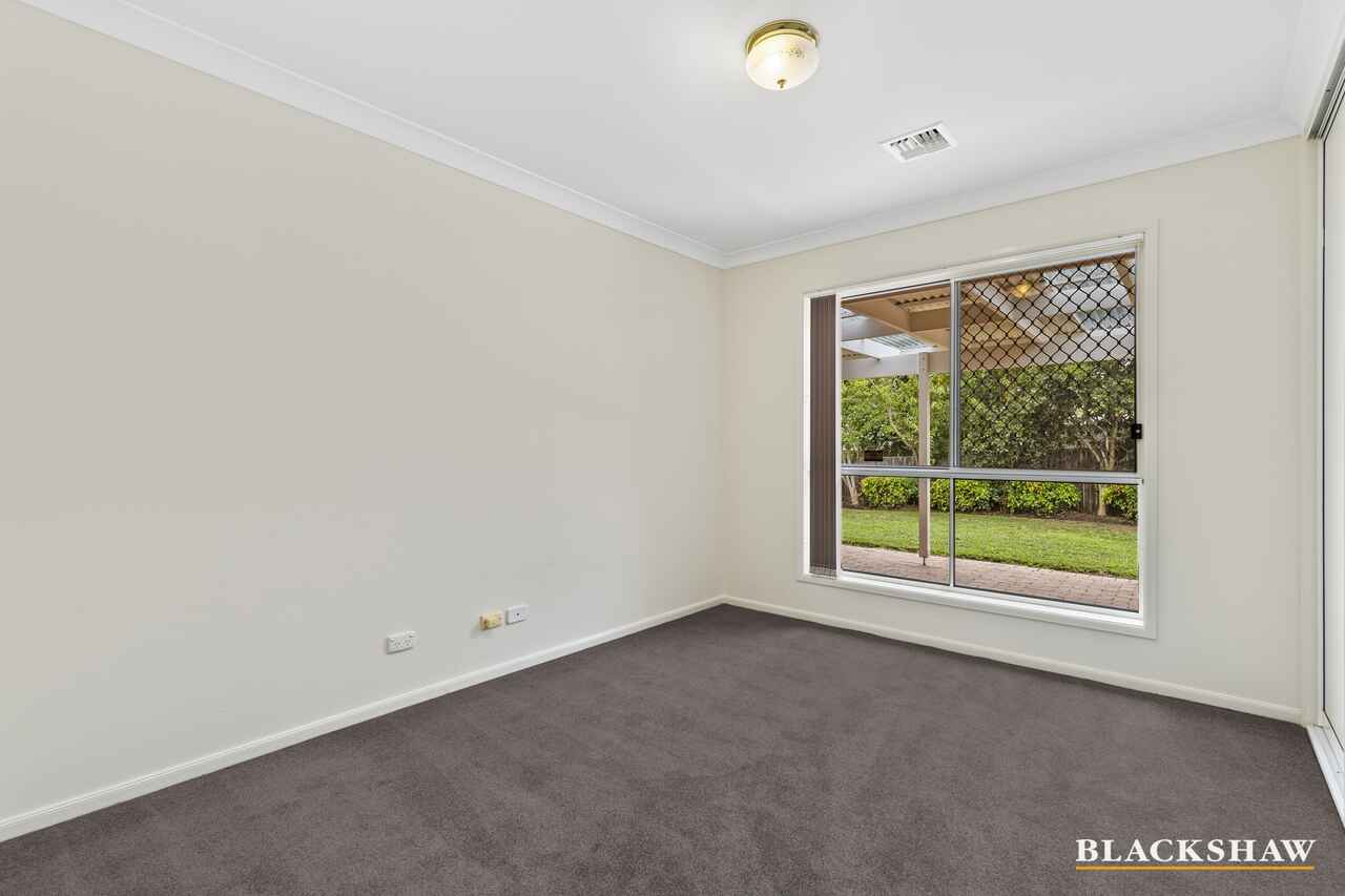 10 Jasmine Gardens Jerrabomberra
