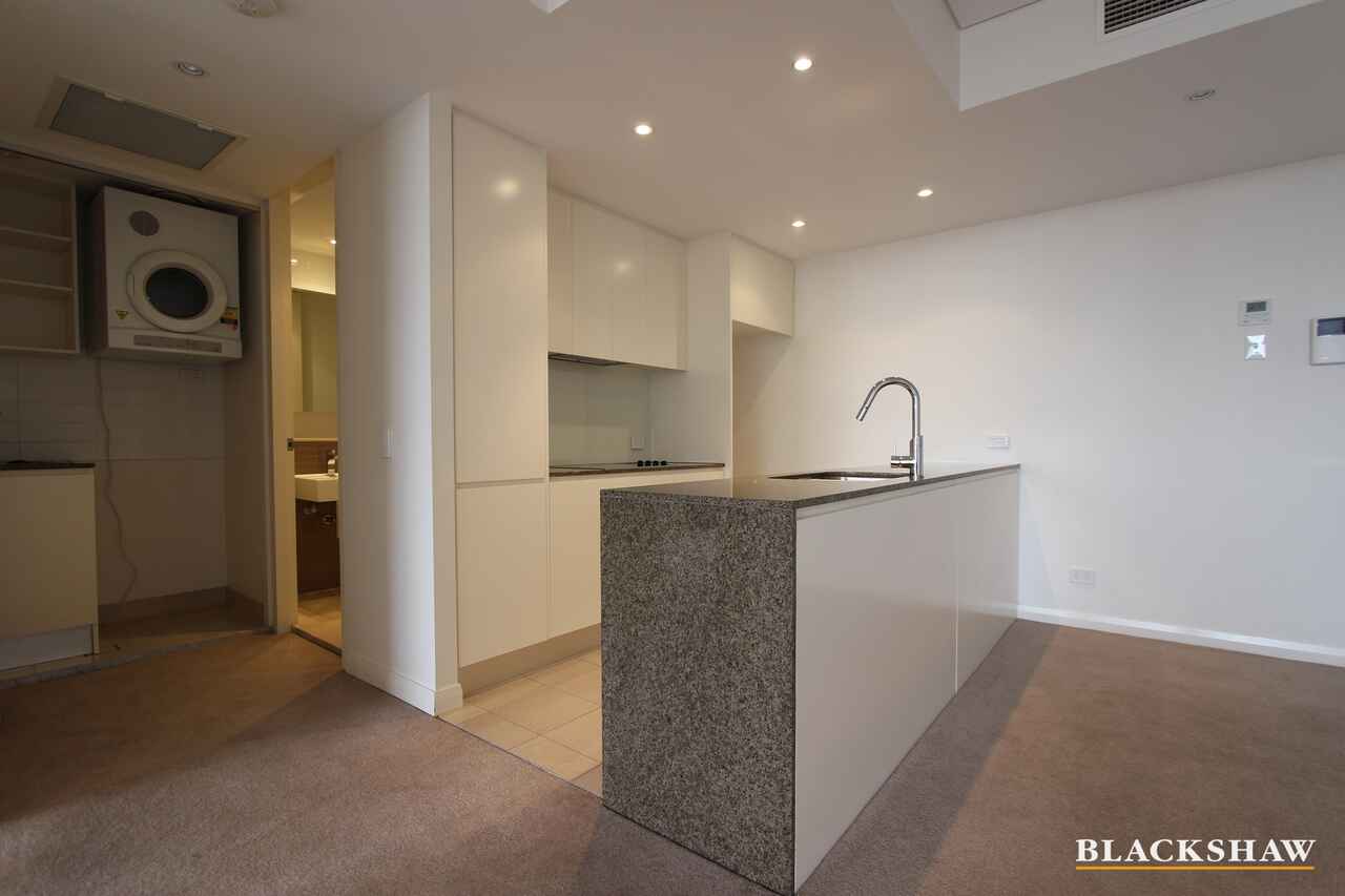 95/22 Eyre Street Kingston