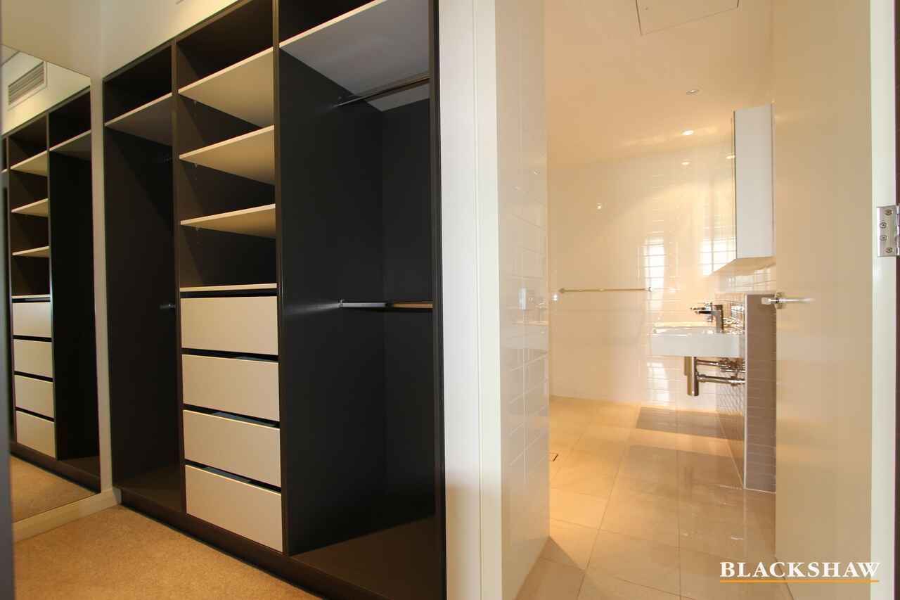 95/22 Eyre Street Kingston