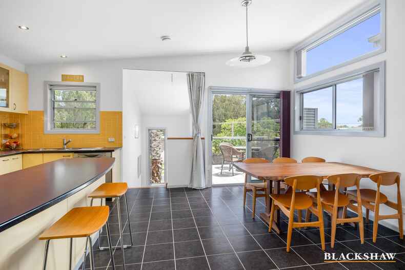 2/13 Edward Road Batehaven