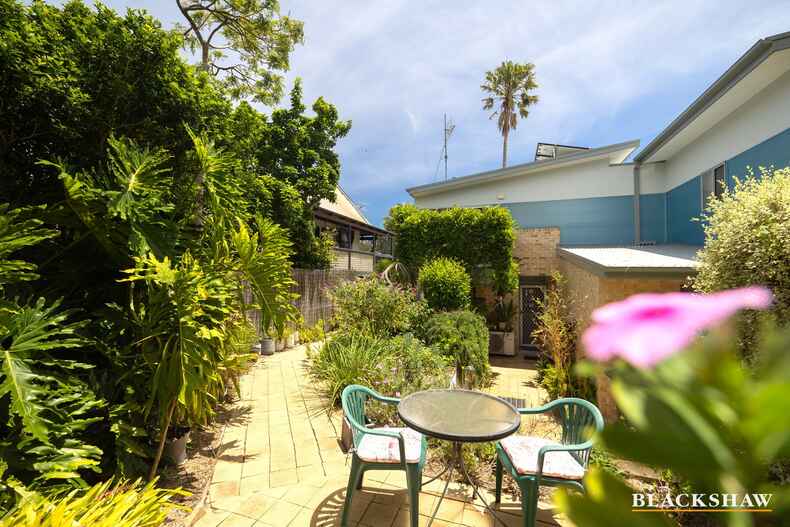 2/13 Edward Road Batehaven